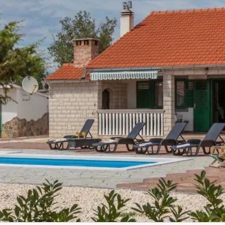Tatil Evi Mystic Woods Drniš